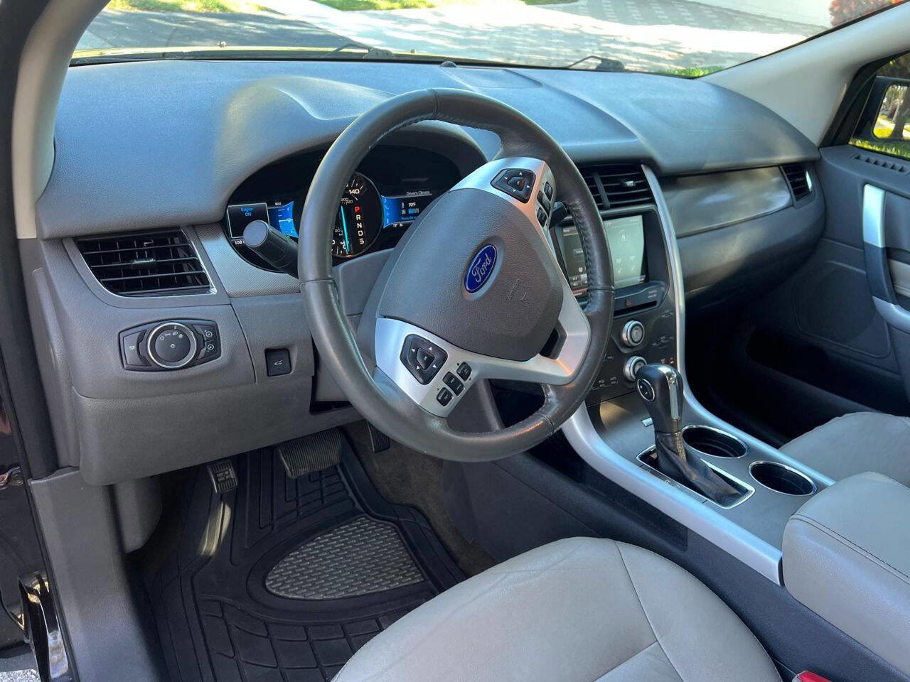 Used 2013 Ford Edge SEL image 11