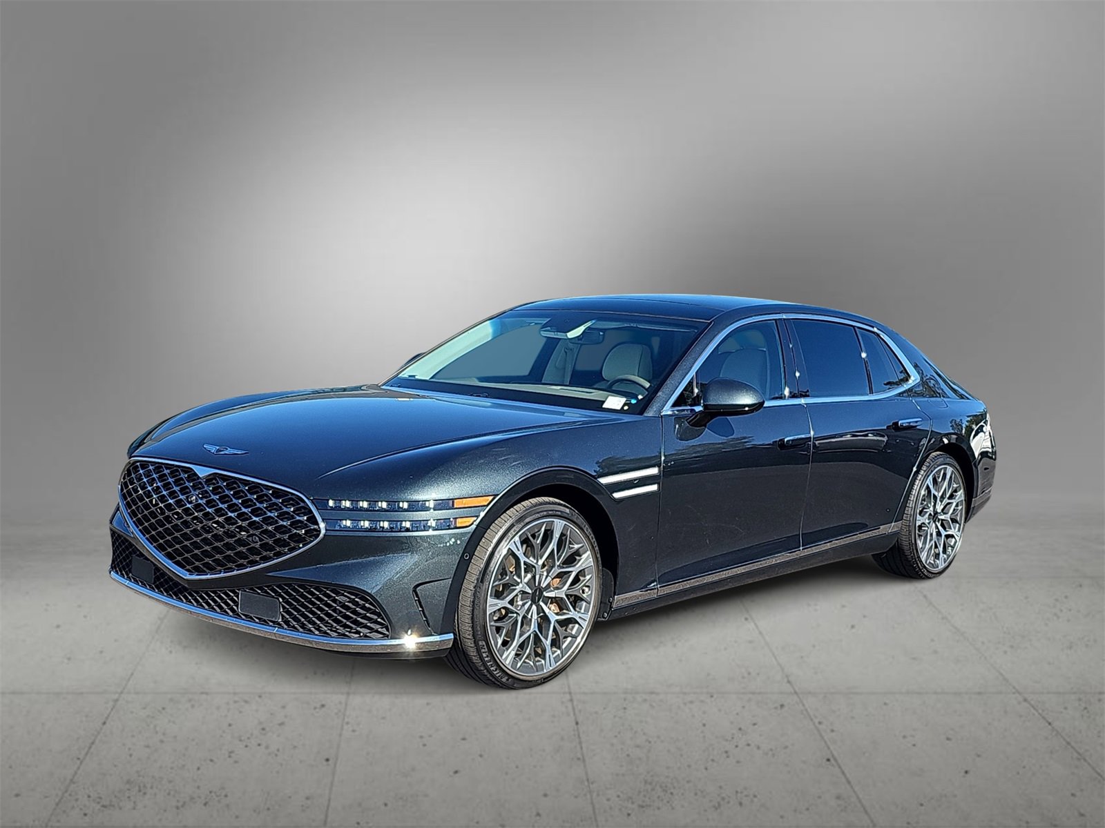 Certified 2023 Genesis G90 3.5T image 4