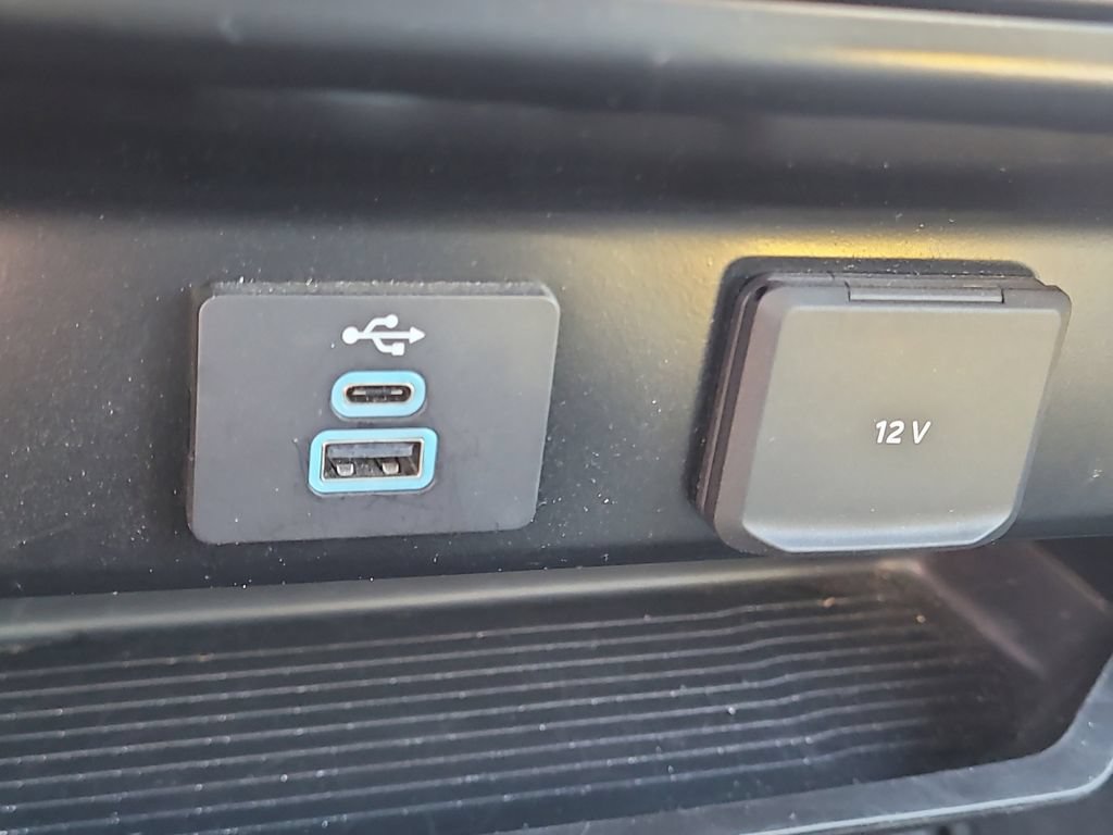 Certified 2025 Ford F250 XLT AWD/4WD image 24