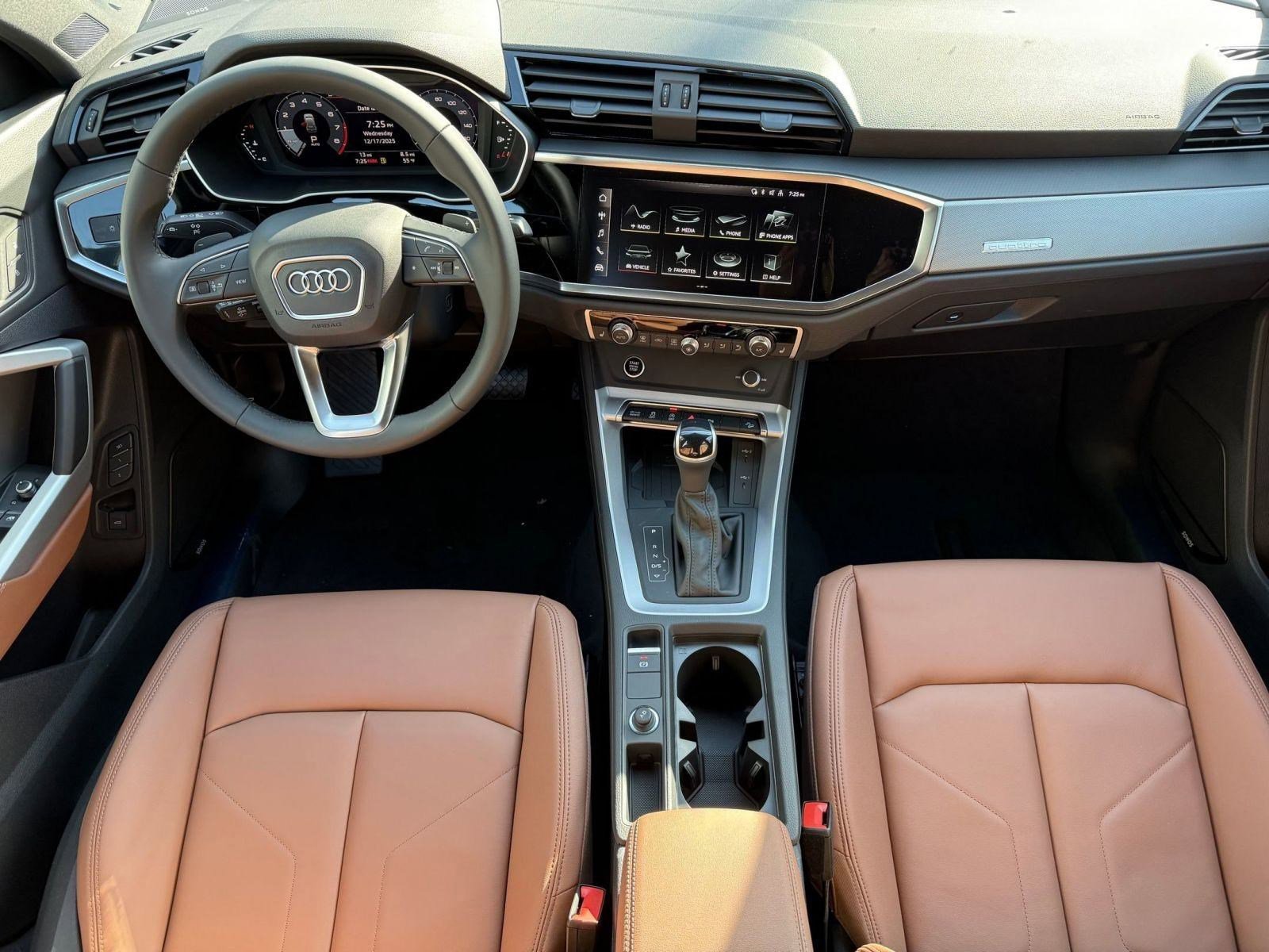 New 2025 Audi Q3 2.0T Premium image 16