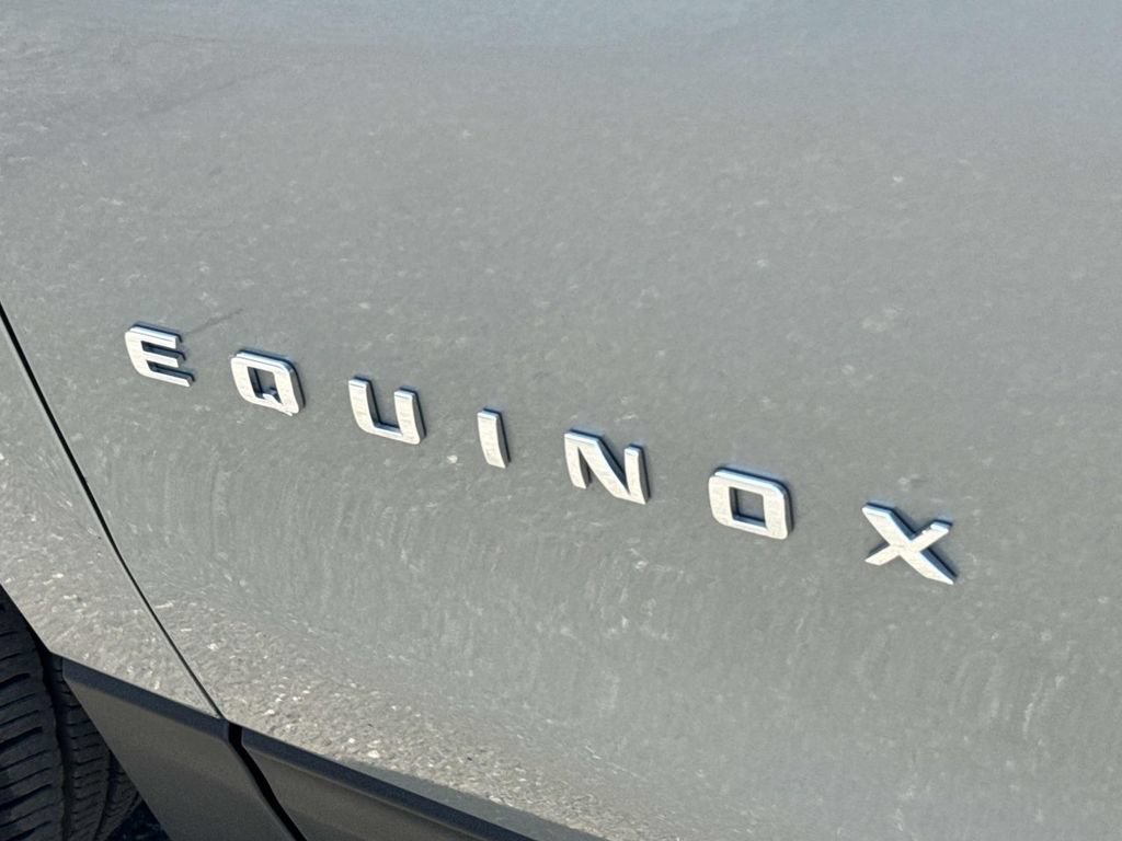 Used 2023 Chevrolet Equinox Premier FWD image 6