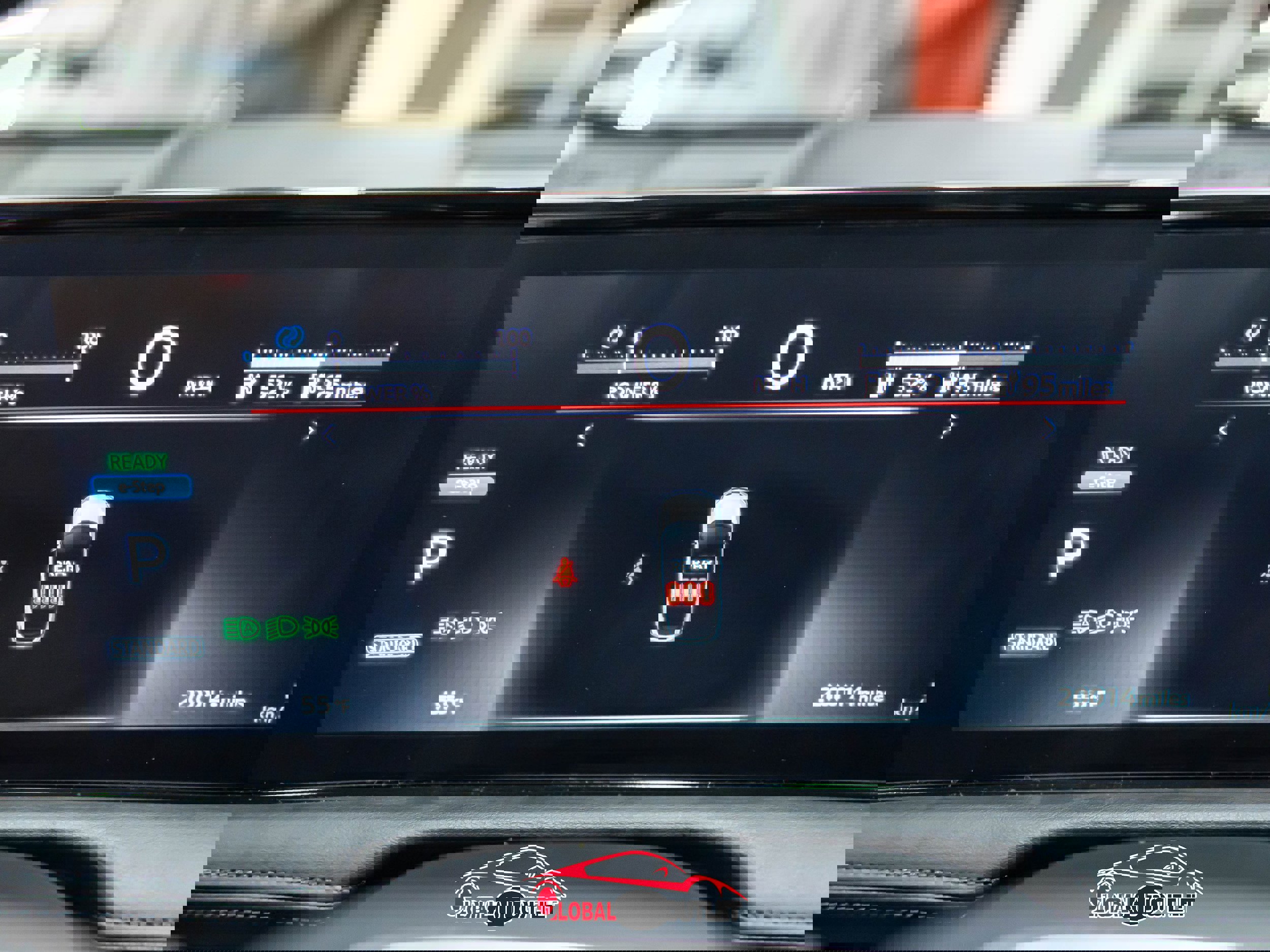 Used 2023 Nissan Ariya AWD image 29