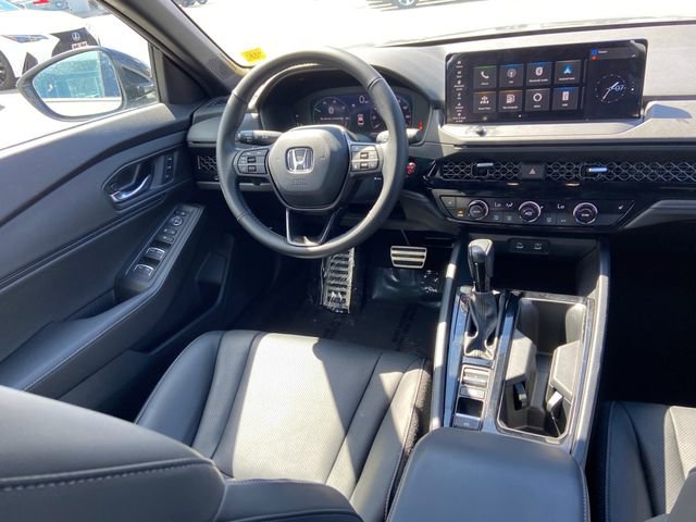 Used 2023 Honda Accord Sport image 15