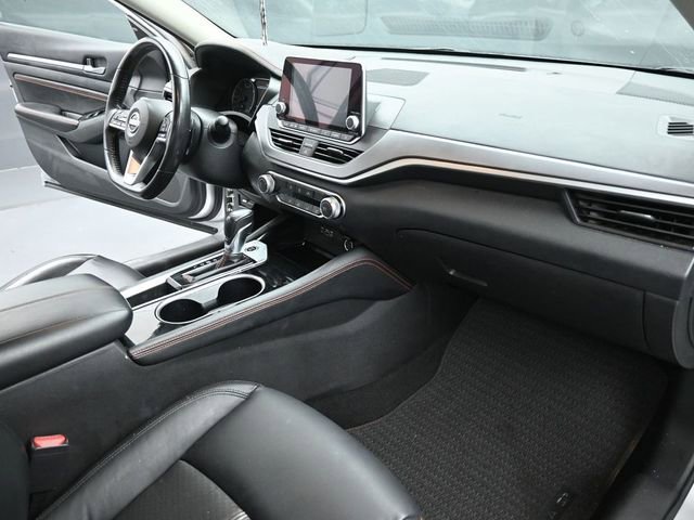 Used 2023 Nissan Altima 2.5 SR image 25