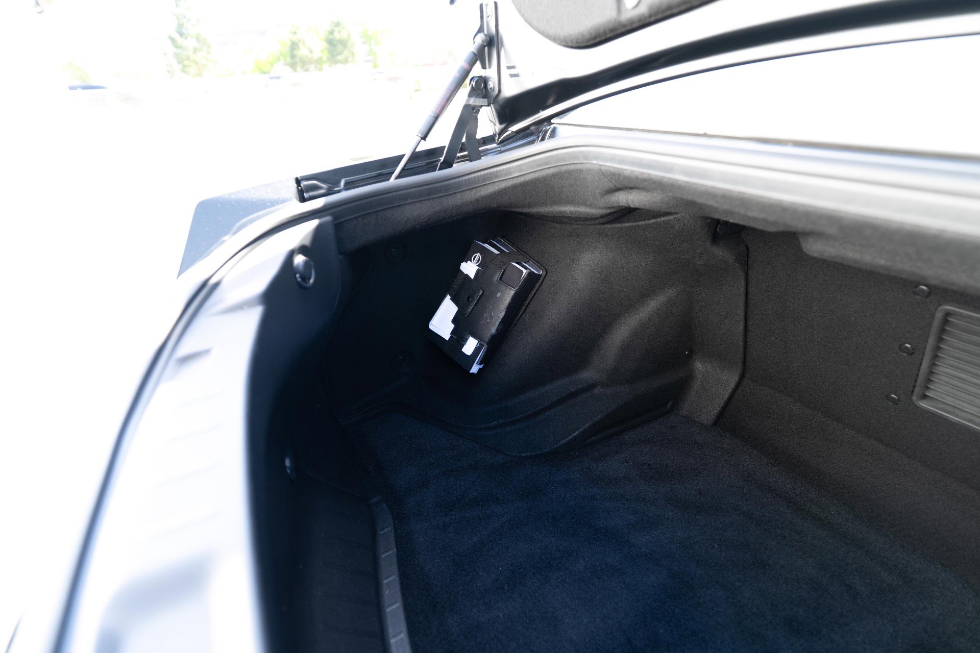 Used 2013 Nissan GT-R Black Edition AWD/4WD image 99
