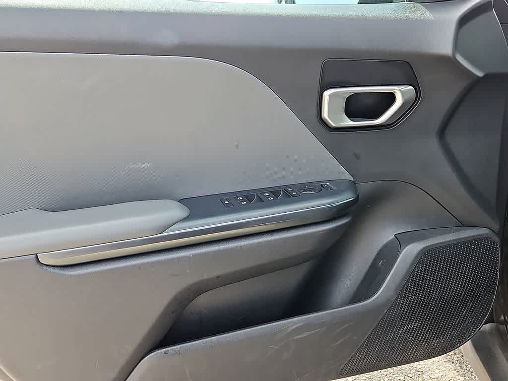 Used 2025 Kia K4 FWD image 12