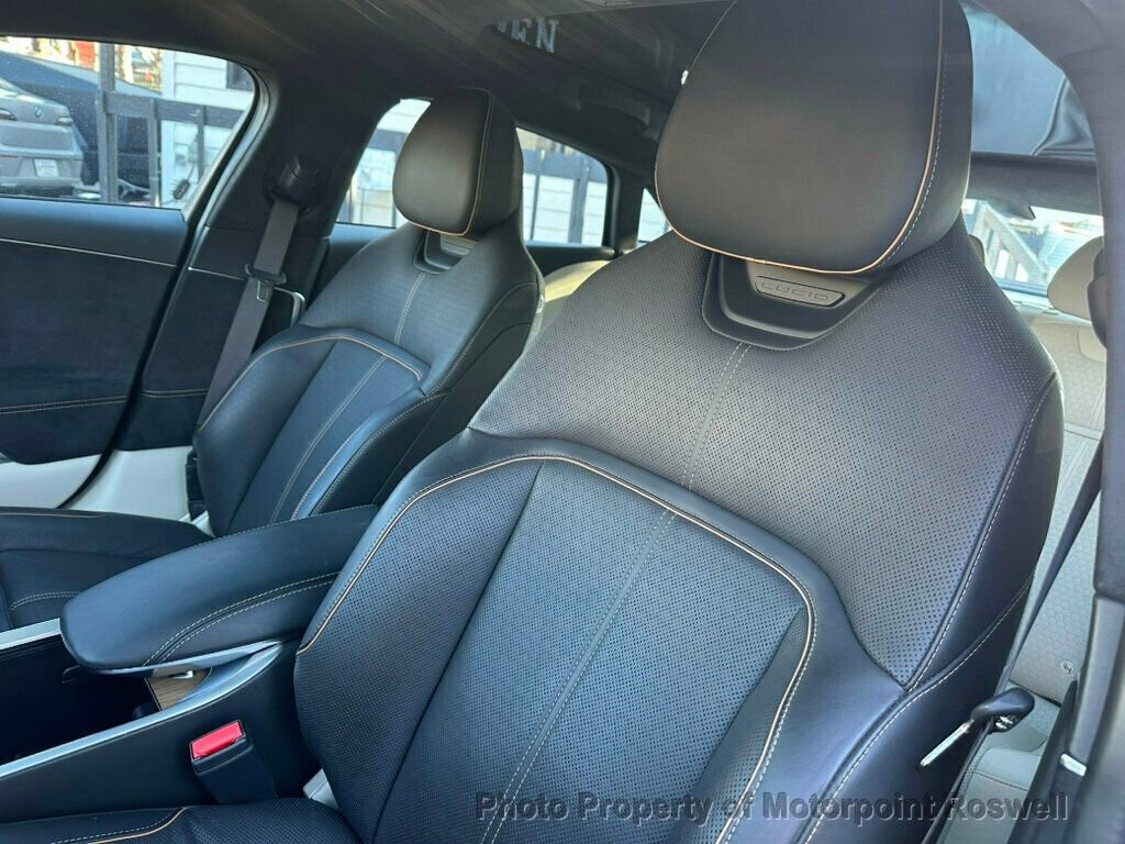 Used 2023 Lucid Air Grand Touring image 7