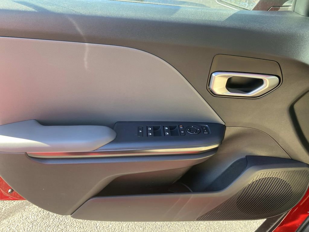 New 2025 Kia K4 LXS image 14