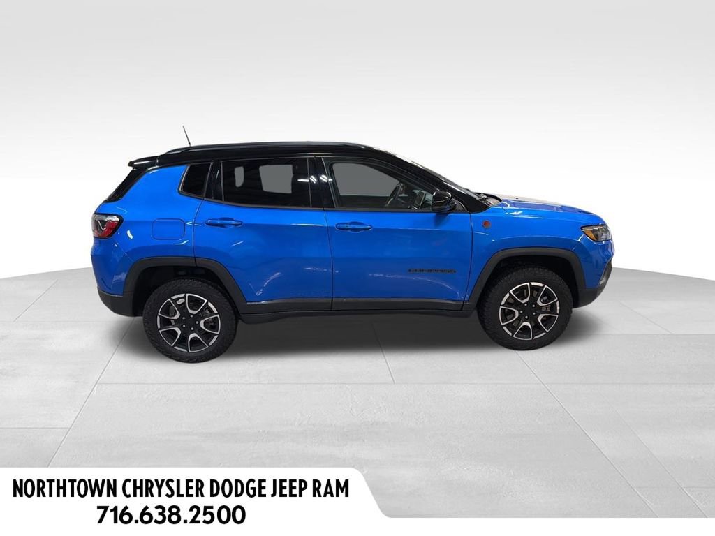 Certified 2024 Jeep Compass Trailhawk w/ Trailhawk Convenience Group image 2