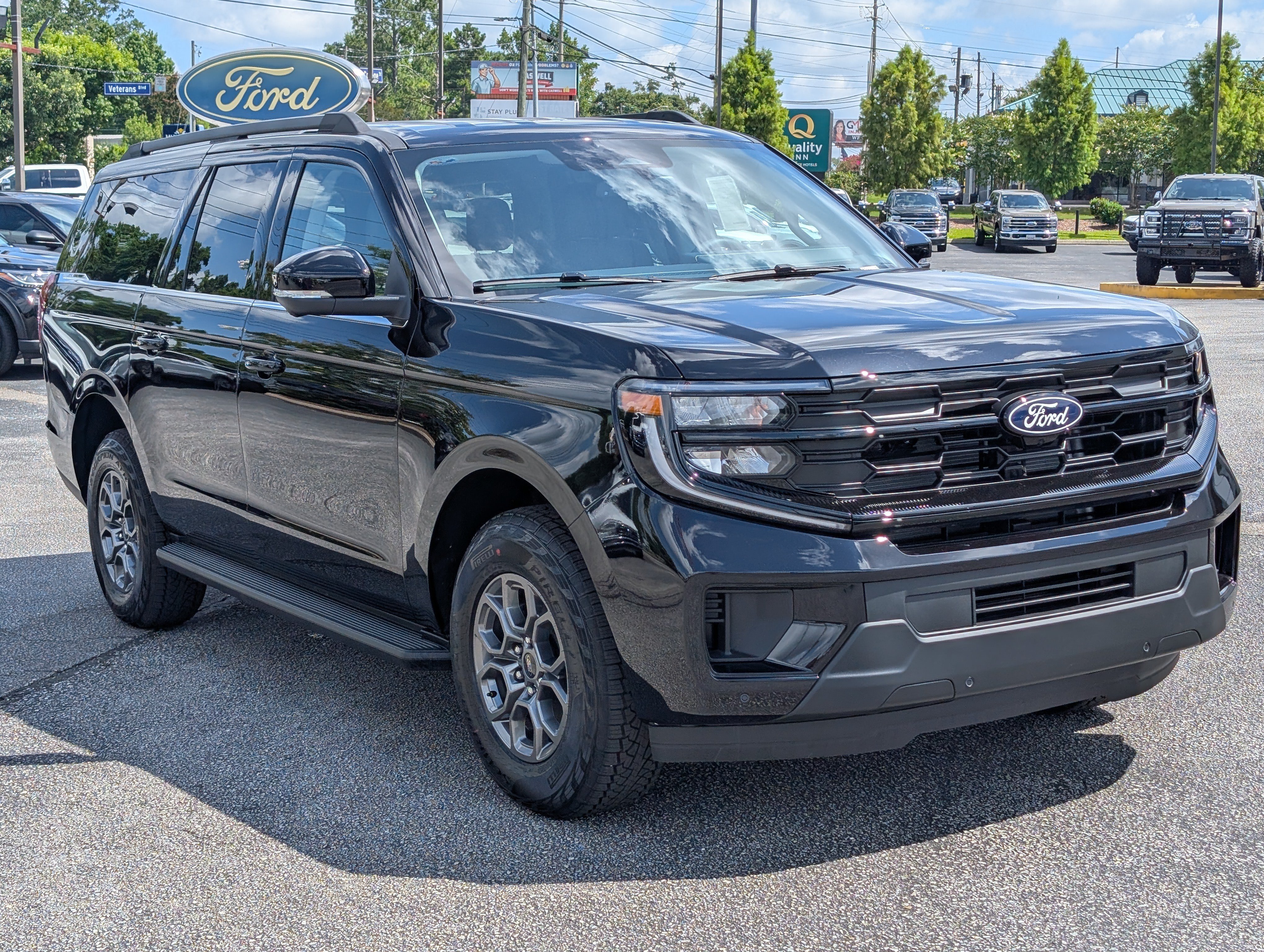 New 2027 Ford Expedition Max Active RWD image 4