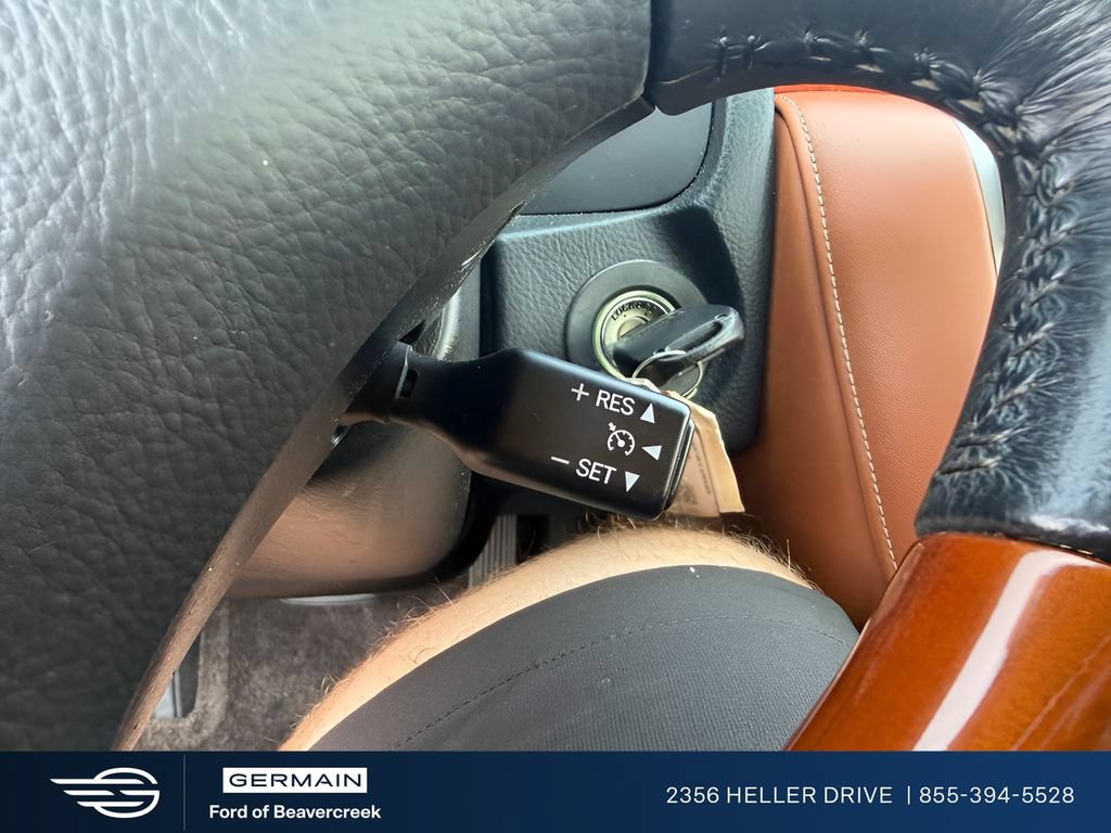 Used 2005 Lexus SC 430 Convertible RWD image 25