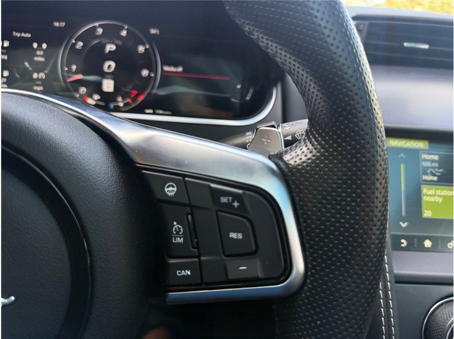 Used 2021 Jaguar F-TYPE R AWD/4WD image 25