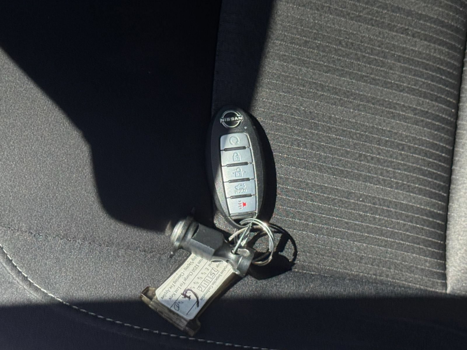 Used 2025 Nissan Altima 2.5 SV FWD image 20