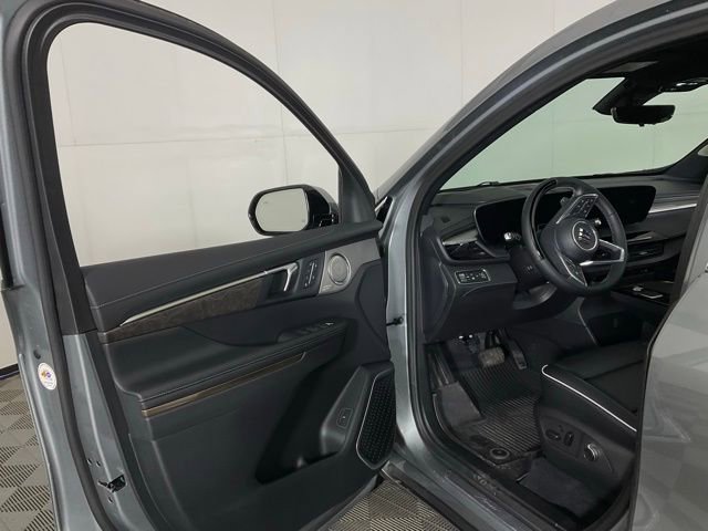 Used 2025 Buick Enclave Avenir w/ Super Cruise Package image 25