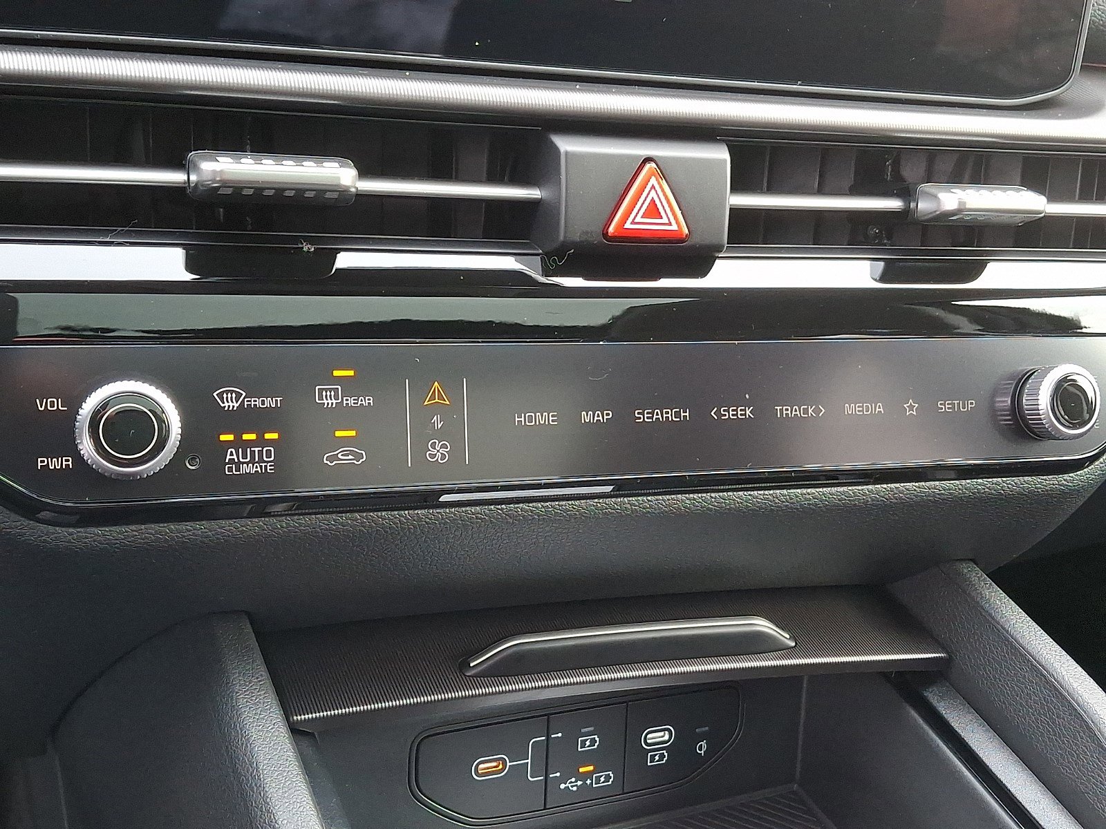 New 2026 Kia Sportage SX Prestige AWD/4WD image 9