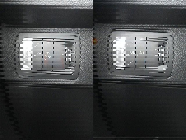 New 2026 Chevrolet Traverse RS image 28