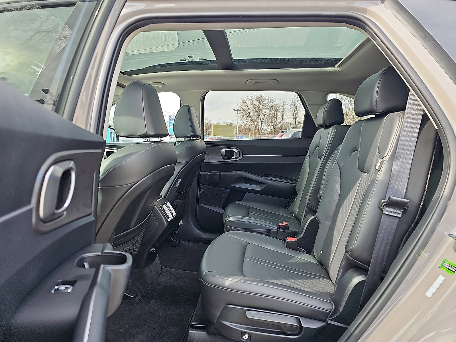 Used 2024 Kia Sorento X-Line EX image 12