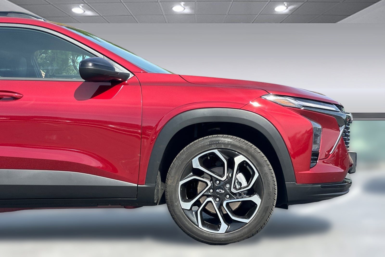 Used 2025 Chevrolet Trax RS w/ Sunroof Package image 33