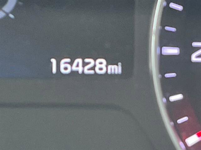 Used 2023 Kia Forte GT-Line w/ GT-Line Premium Package image 19