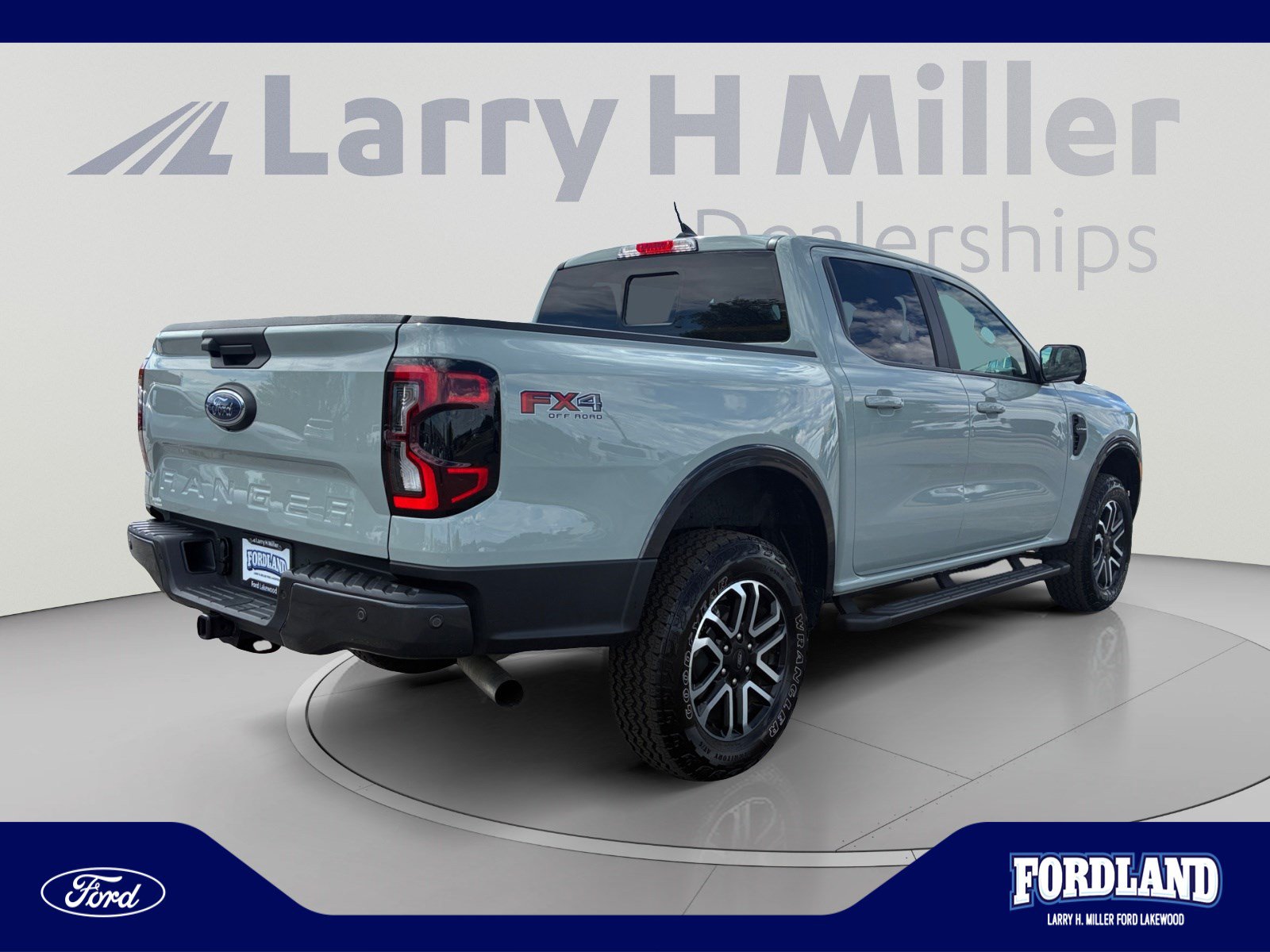 Used 2024 Ford Ranger Lariat w/ FX4 Off-Road Package AWD/4WD image 5