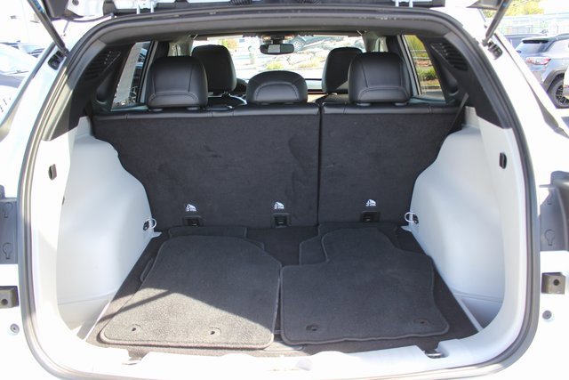 Used 2024 Jeep Compass Limited image 25