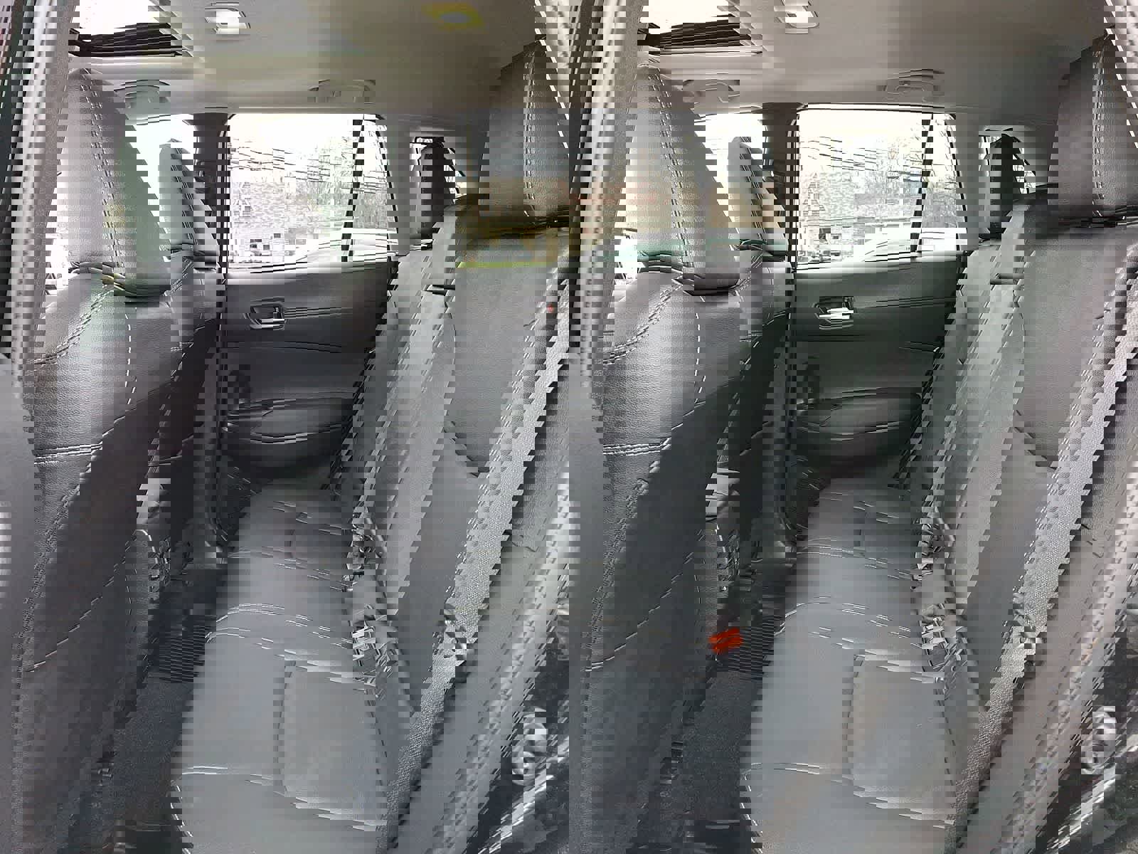 Certified 2022 Toyota Corolla Cross XLE w/ Convenience Package image 13