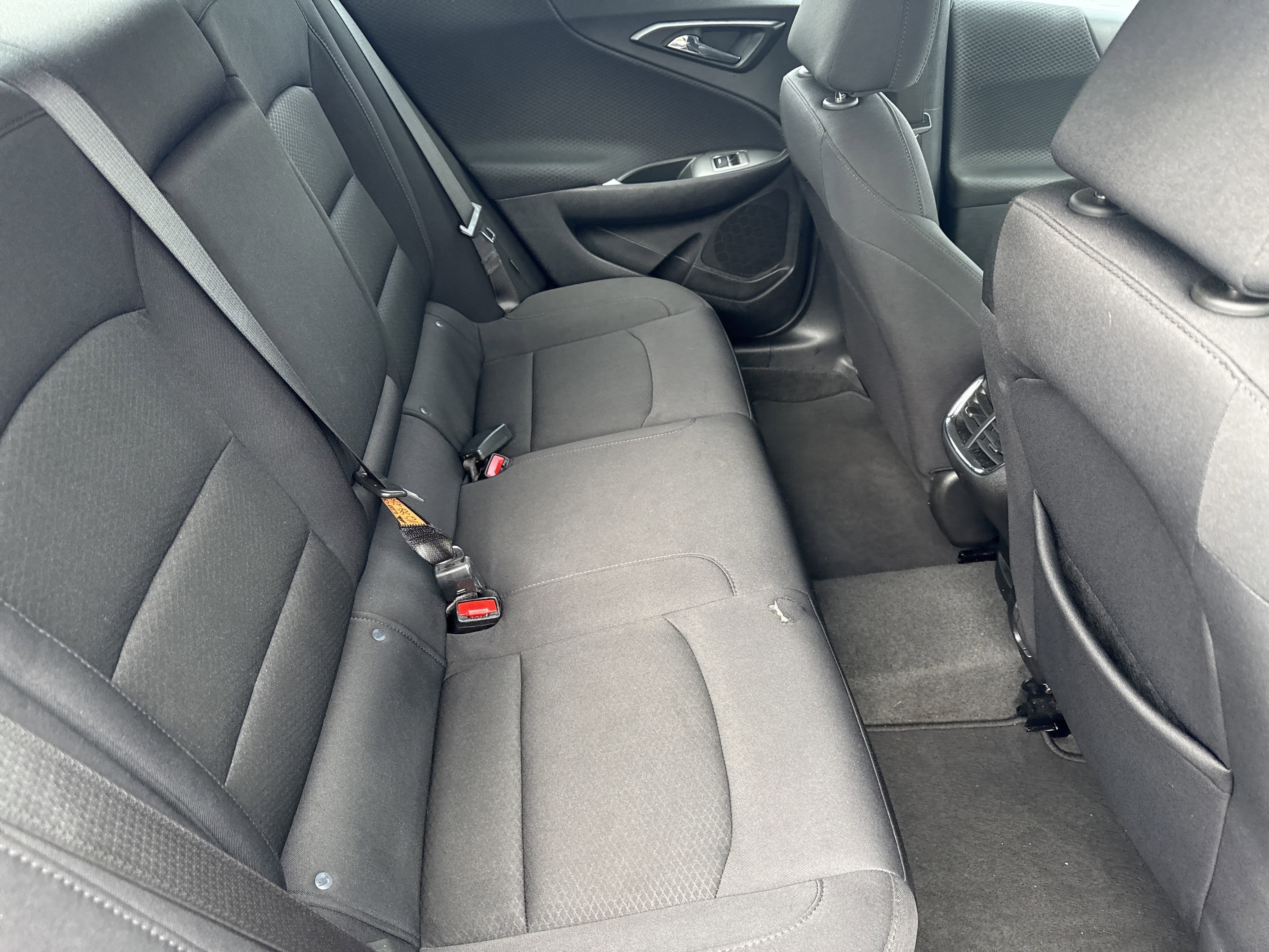 Used 2024 Chevrolet Malibu LT image 29