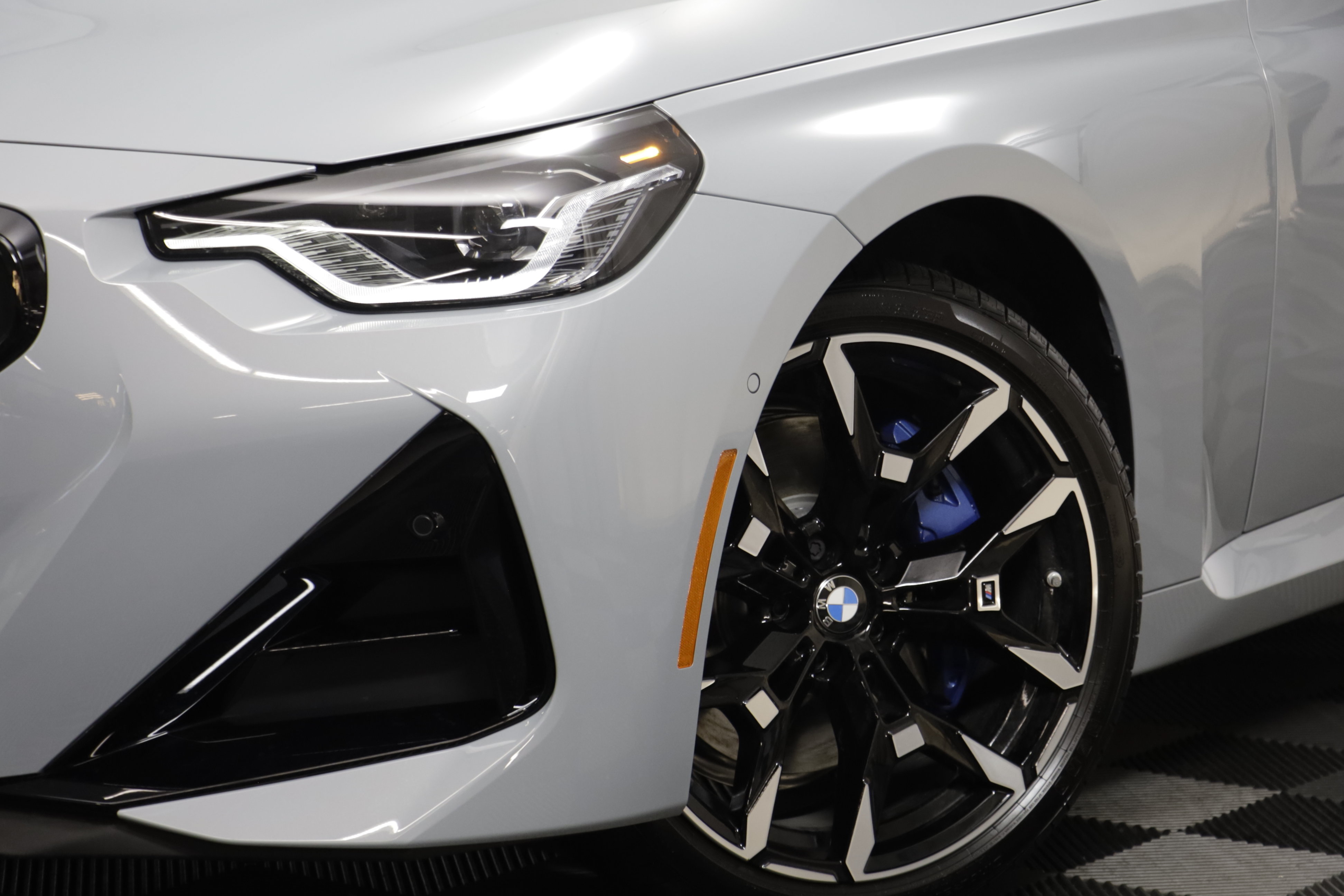 New 2026 BMW 230i xDrive Coupe w/ Premium Package AWD/4WD image 4