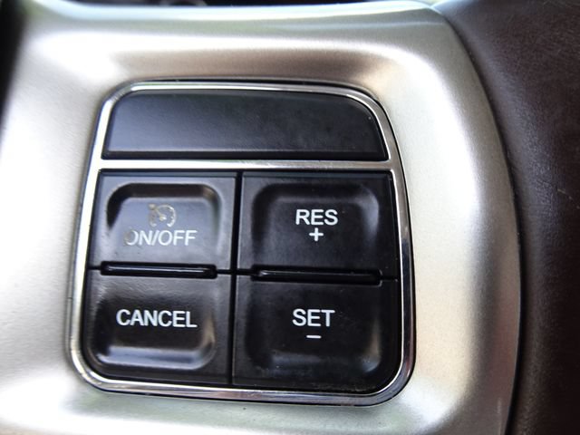 Used 2015 RAM 2500 Laramie w/ Convenience Group AWD/4WD image 27