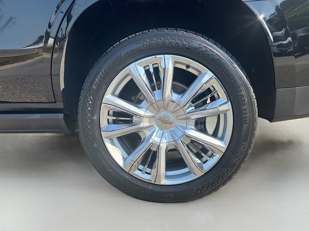 Used 2021 Chevrolet Tahoe High Country w/ Premium Package RWD image 12