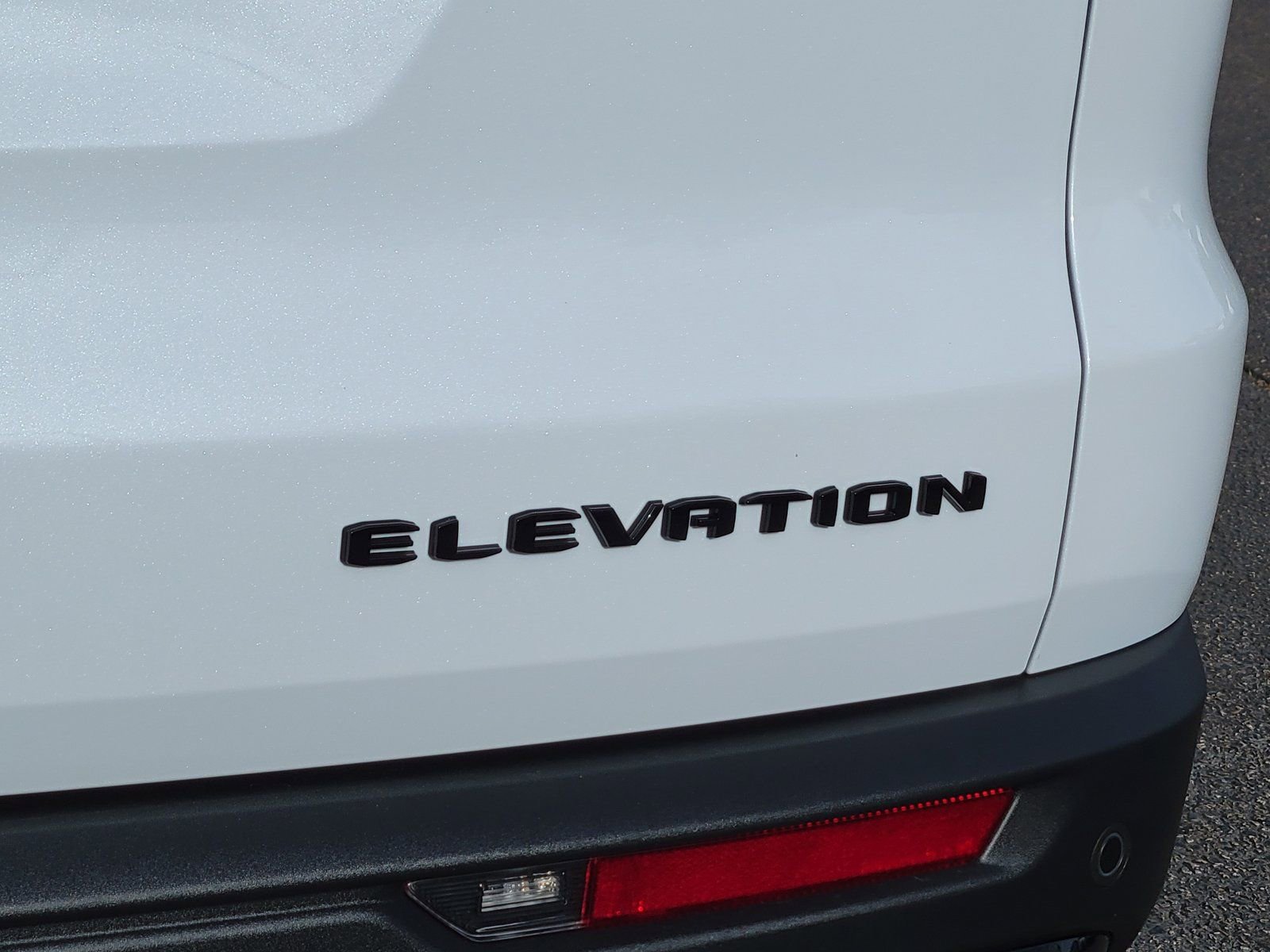 New 2026 GMC Acadia Elevation w/ Black Edition AWD/4WD image 12