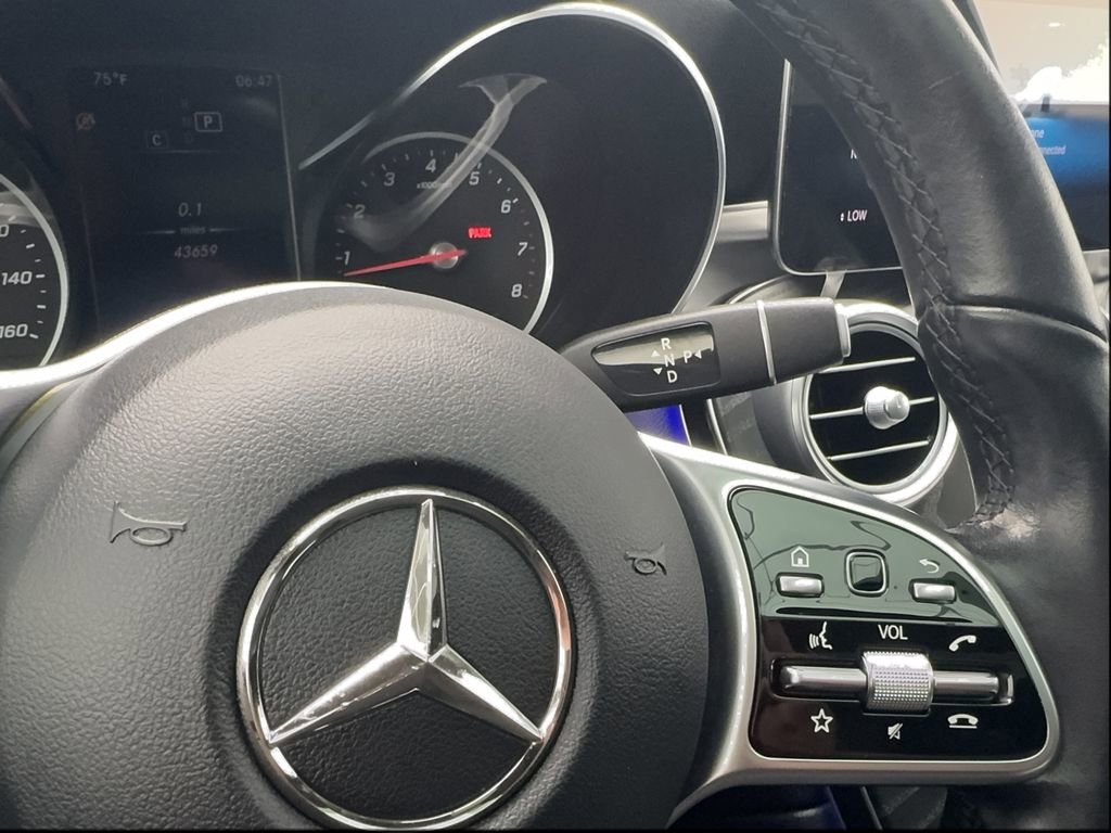 Used 2021 Mercedes-Benz GLC 300 w/ Premium Package image 38