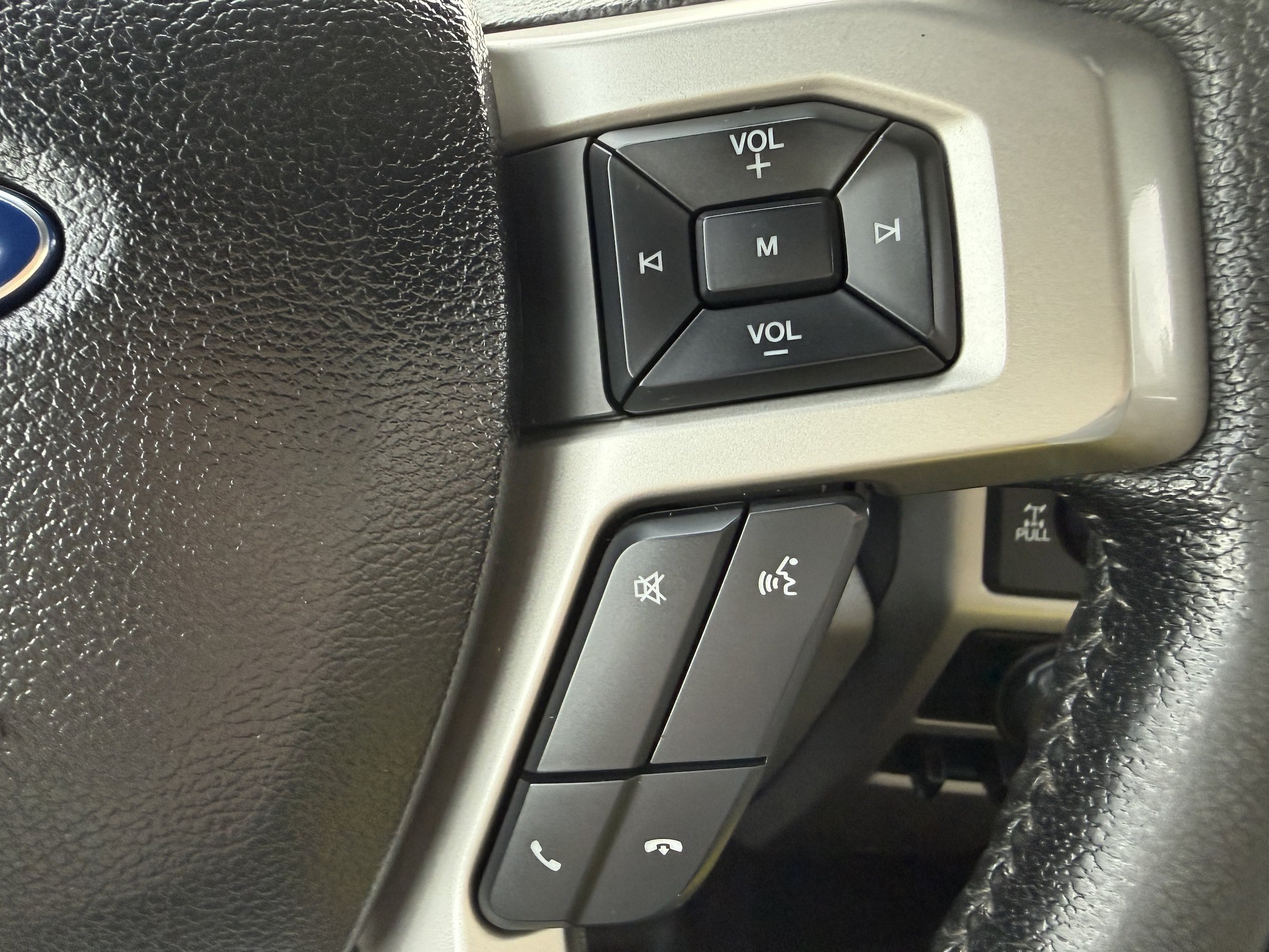Used 2016 Ford F150 Lariat AWD/4WD image 23