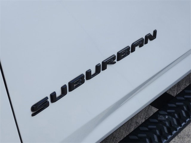 Used 2021 Chevrolet Suburban Z71 w/ Z71 Off-Road Package image 12