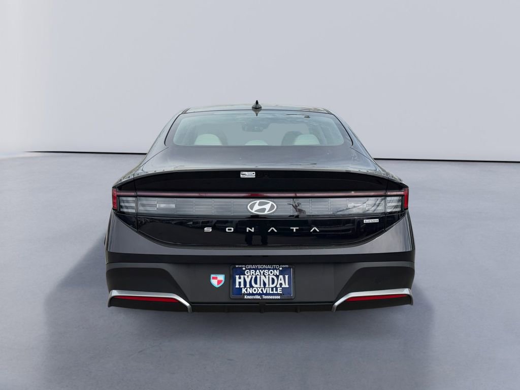 New 2026 Hyundai Sonata Blue FWD image 4