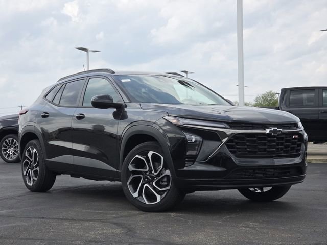 New 2026 Chevrolet Trax RS w/ Driver Confidence Package FWD image 2