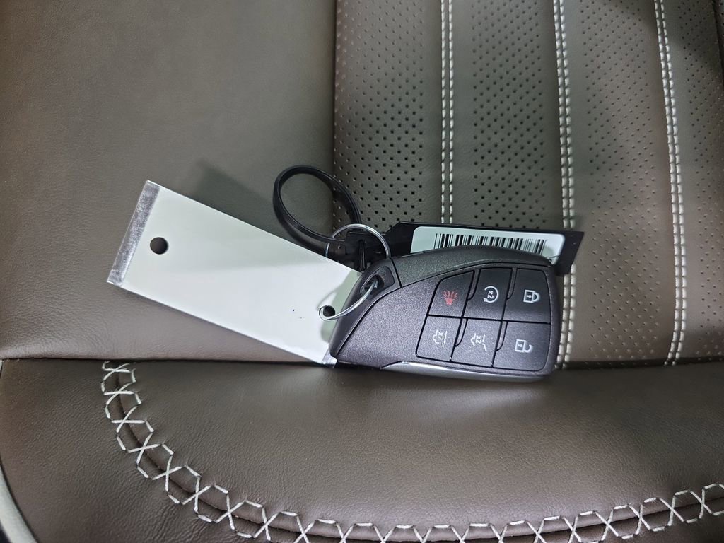 New 2026 GMC Yukon XL Denali Ultimate AWD/4WD image 40