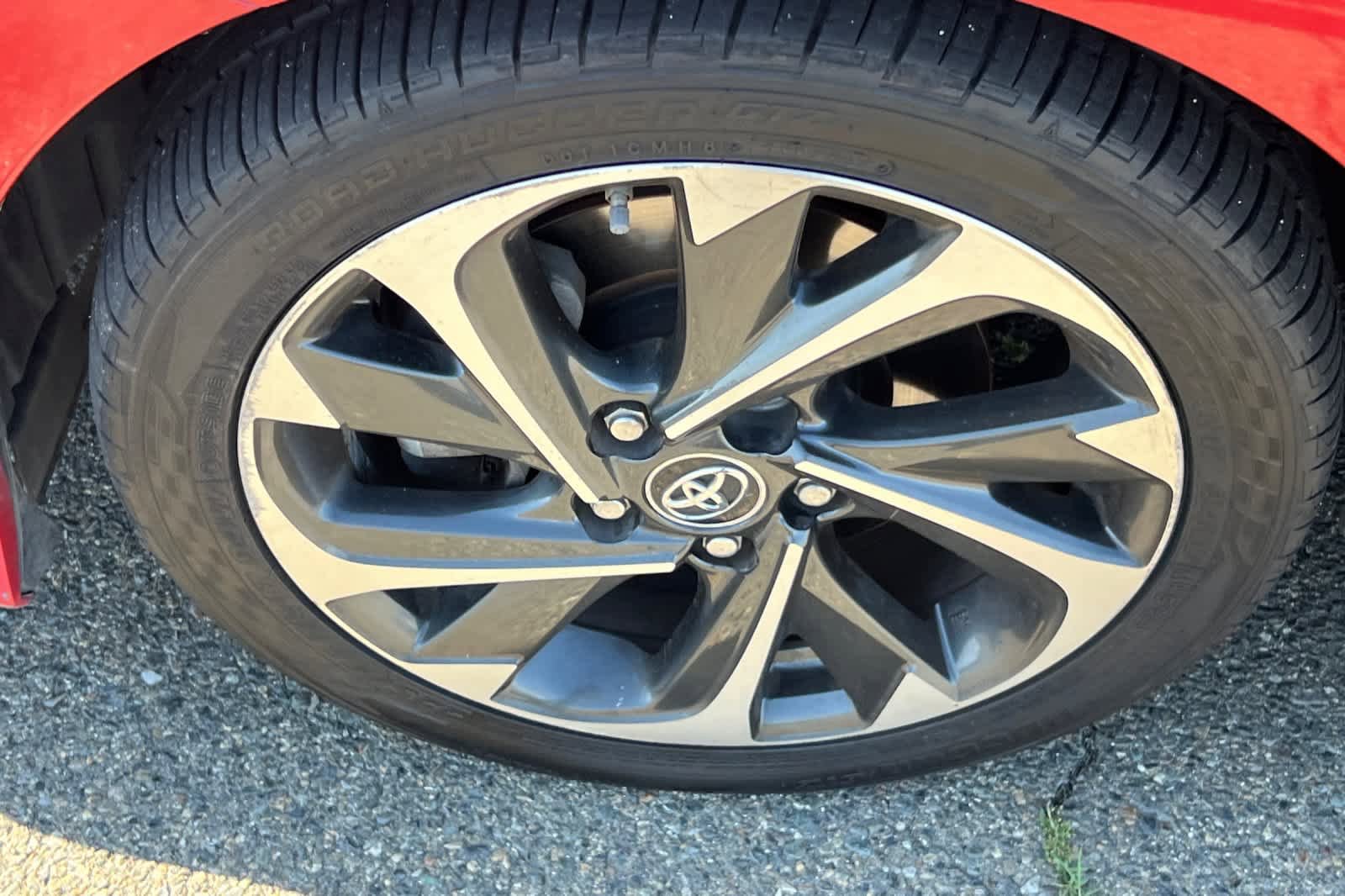 Used 2018 Toyota Corolla iM w/ Carpet Mat Package (TMS) FWD image 10
