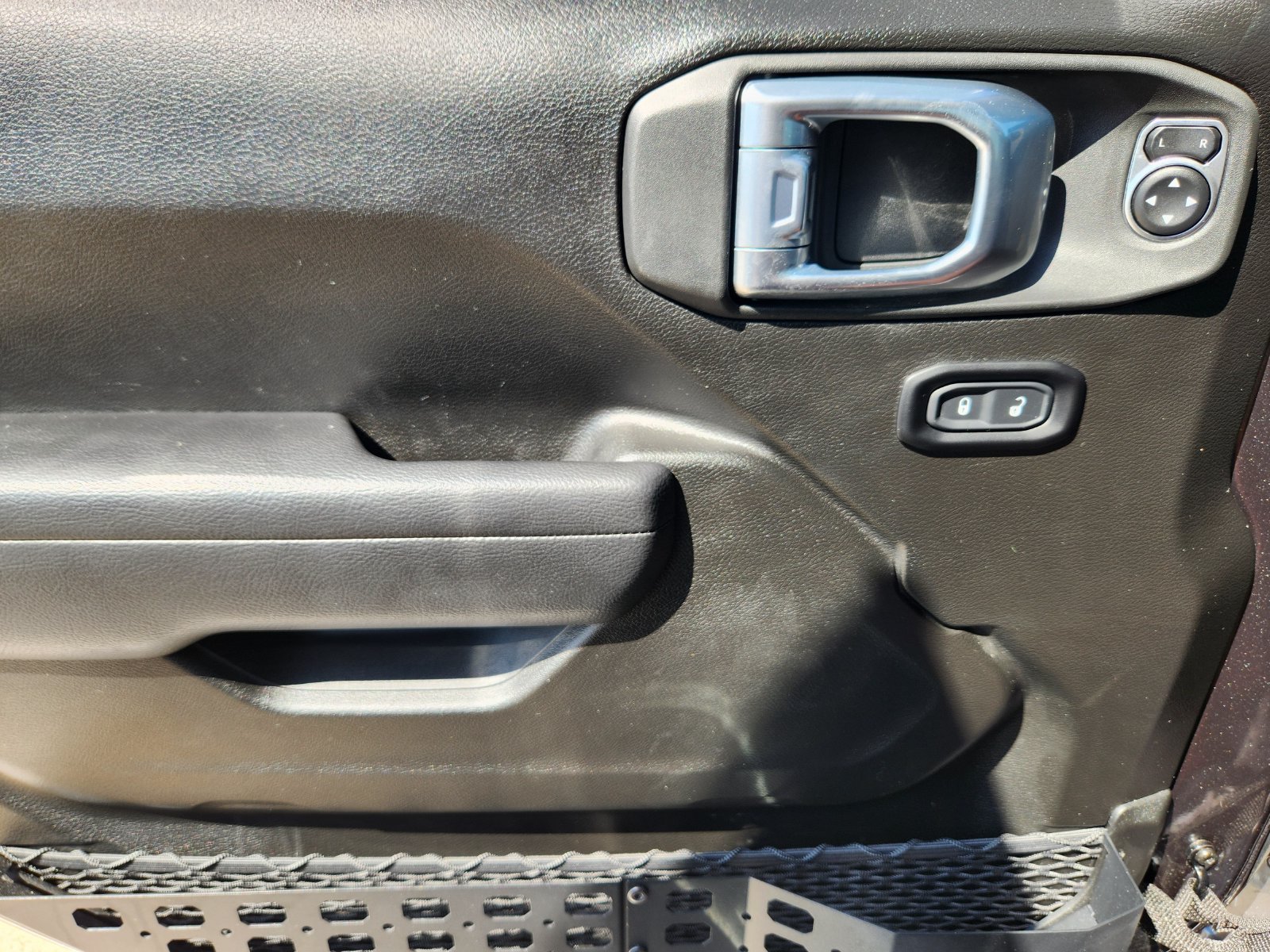Used 2025 Jeep Gladiator Sport AWD/4WD image 32