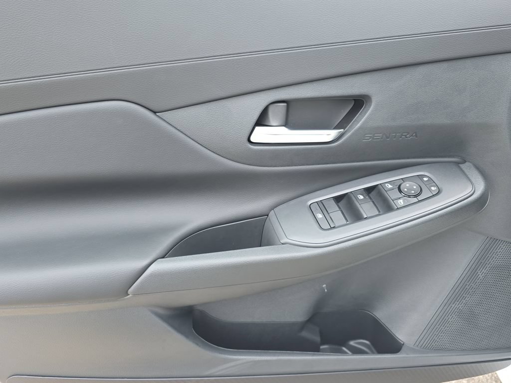 New 2026 Nissan Sentra SV FWD image 20