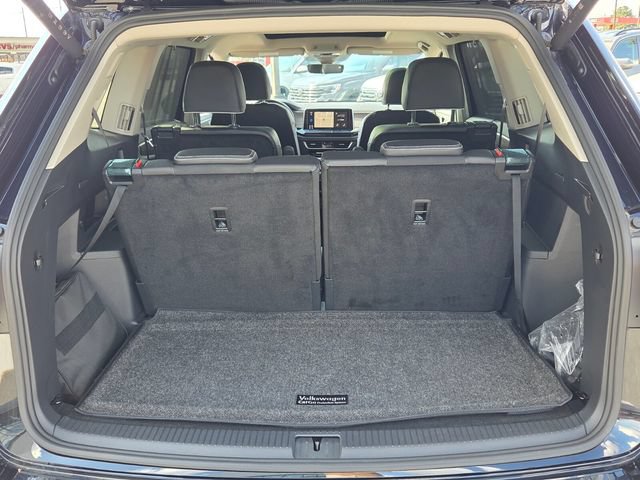 Certified 2025 Volkswagen Atlas SEL Premium R-Line AWD/4WD image 13