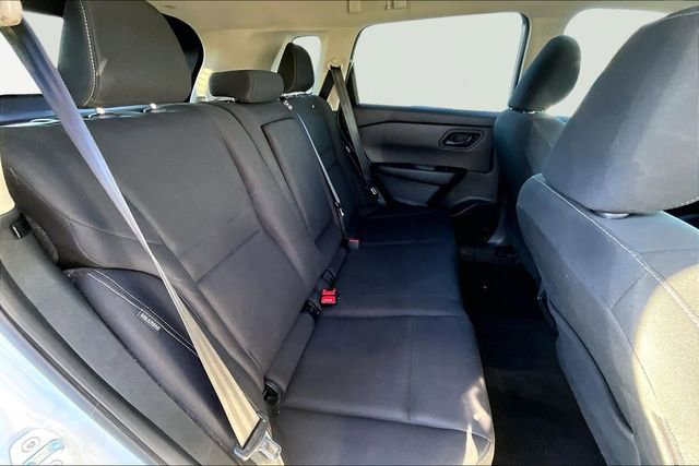 Used 2024 Nissan Rogue S image 17