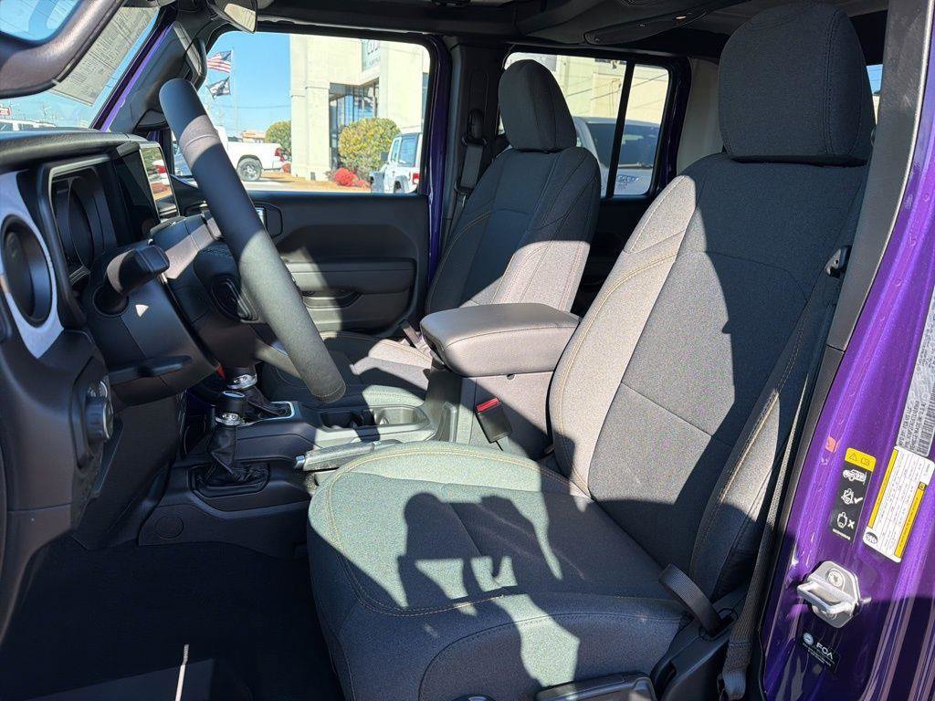 New 2026 Jeep Gladiator Sport AWD/4WD image 27