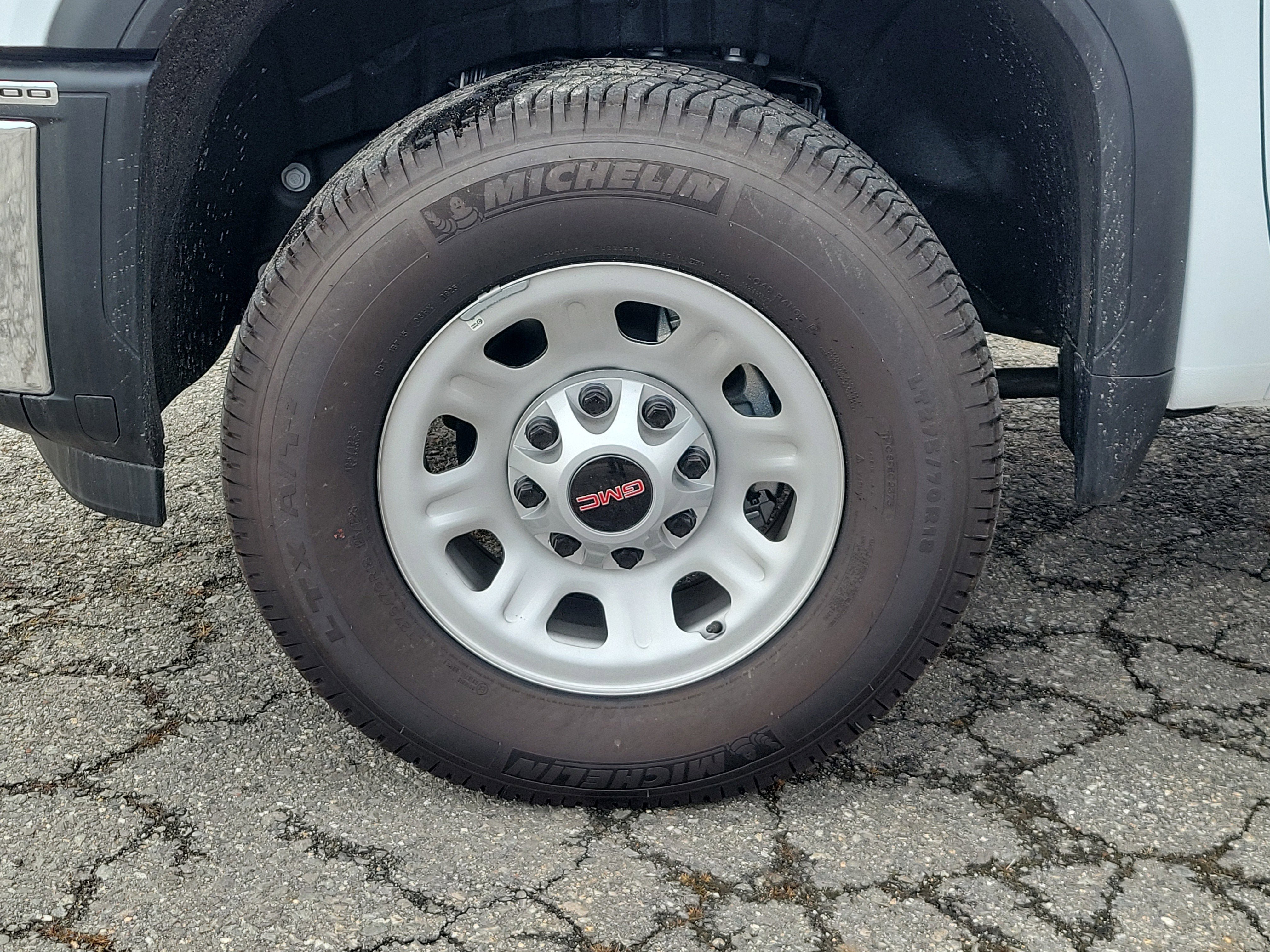 New 2025 GMC Sierra 3500 Pro w/ Convenience Package image 11