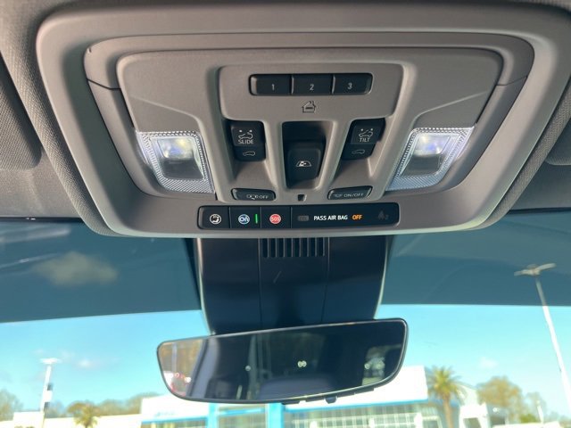 Used 2024 Chevrolet Silverado 2500 LTZ w/ LTZ Premium Package image 38