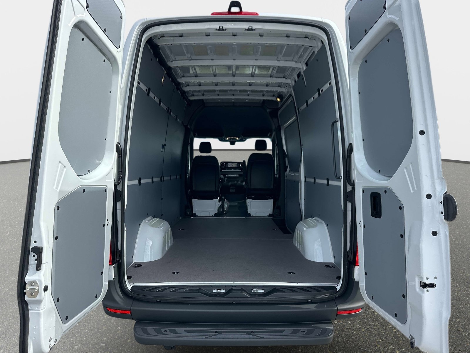 New 2026 Mercedes-Benz Sprinter 2500 image 9