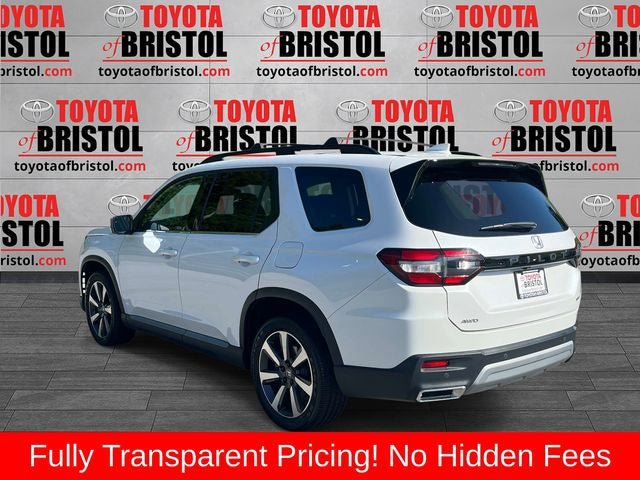 Used 2023 Honda Pilot Elite image 6