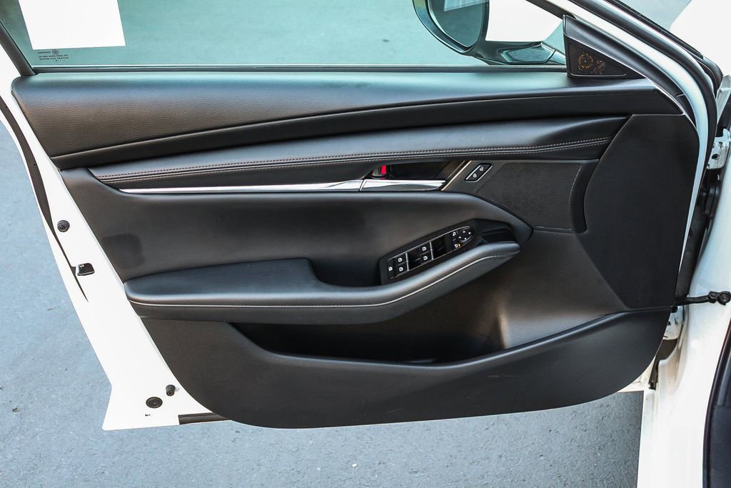 Used 2023 MAZDA MAZDA3 s image 26