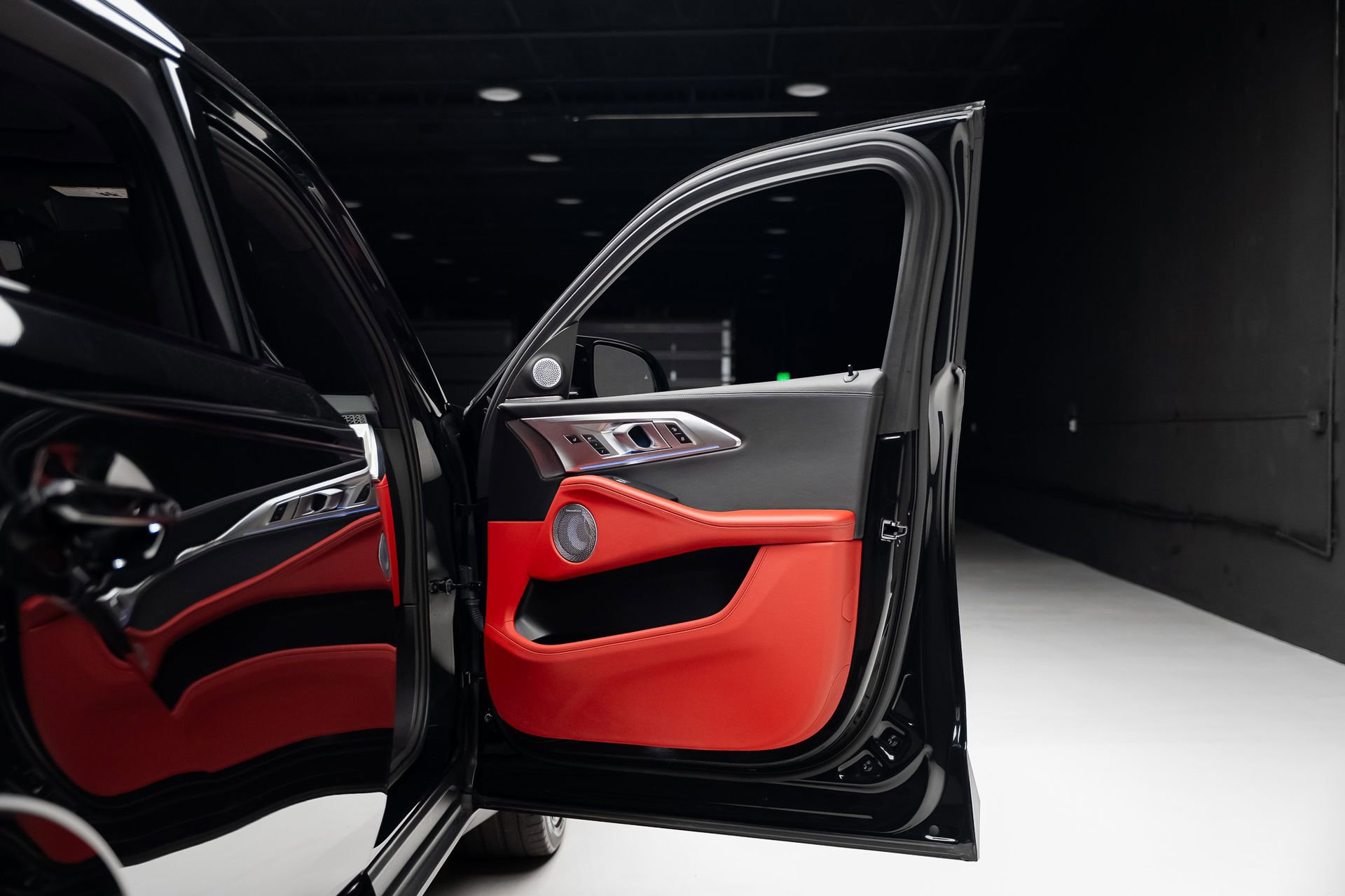 Used 2023 BMW XM w/ M Driver's Package image 65