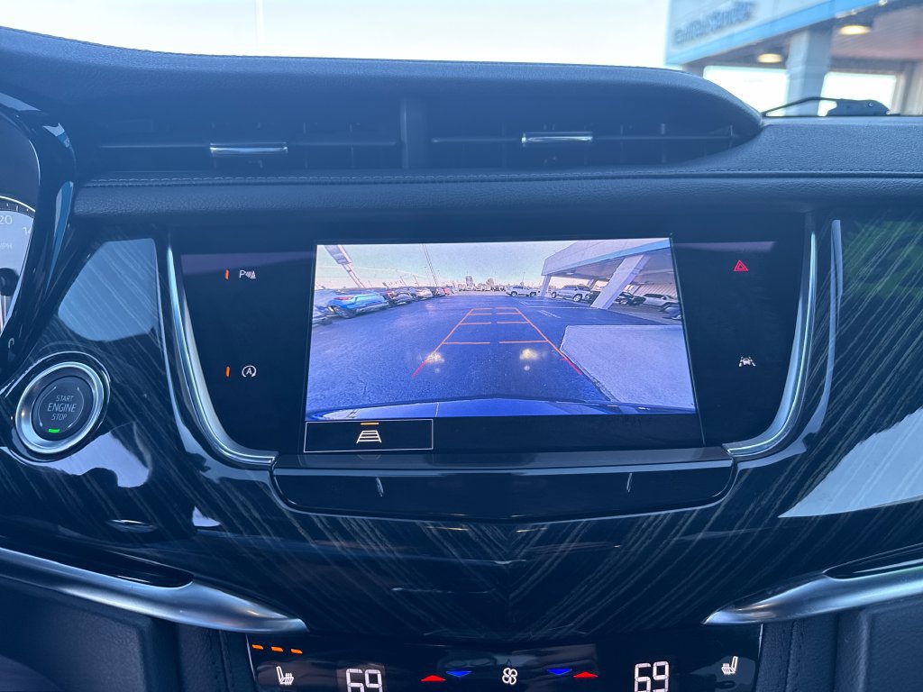 Used 2025 Cadillac XT6 Premium Luxury FWD image 34